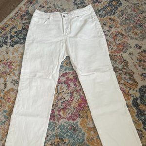 Chico White Platinum Abalone SH Jean Size 1.5 Short